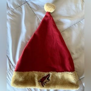 Red Arizona Coyotes NHL Santa Hat Hockey Holiday Christmas Women’s ONE-Size